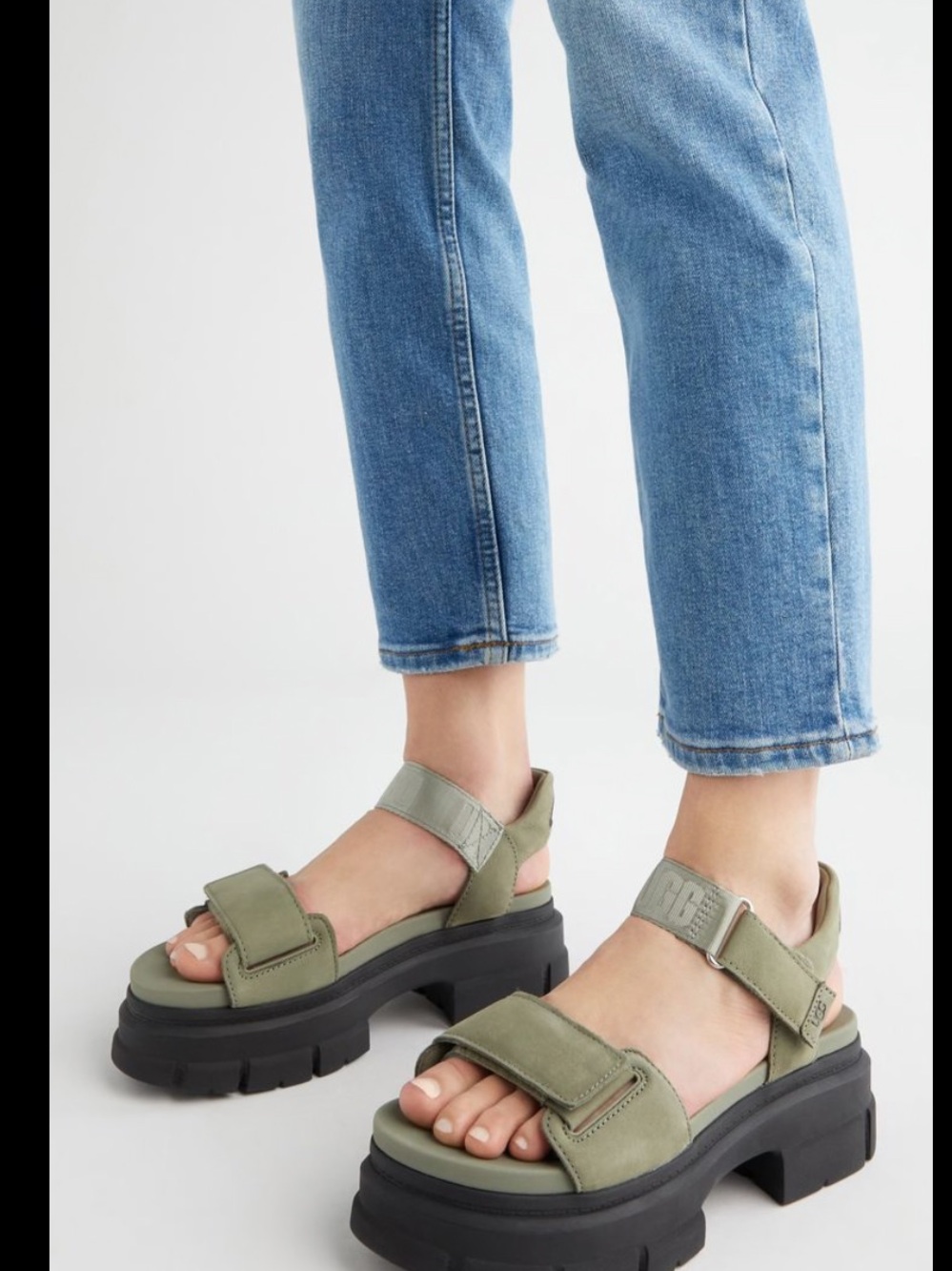 UGG Ashton Lug sandal